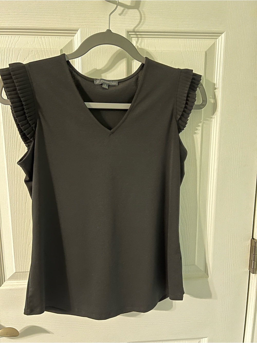 Adrianna Papell Black V-Neck Sleeveless Top with Pleated Cap Sleeves